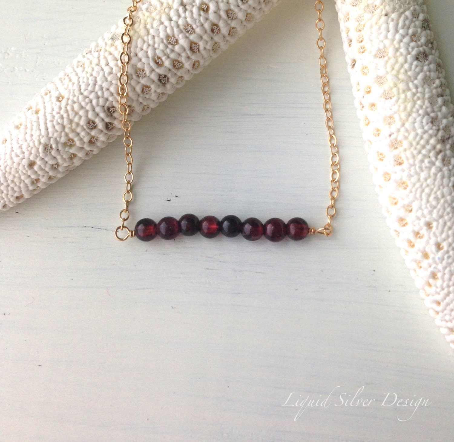 Zarte 14K Gold Filled Kette Mit Runden Granat Steinen - Made in Hawaii, Usa, Elegante Halskette Perfekt Für Den Täglichen Gebrauch Oder Einen von LiquidSilverDesign
