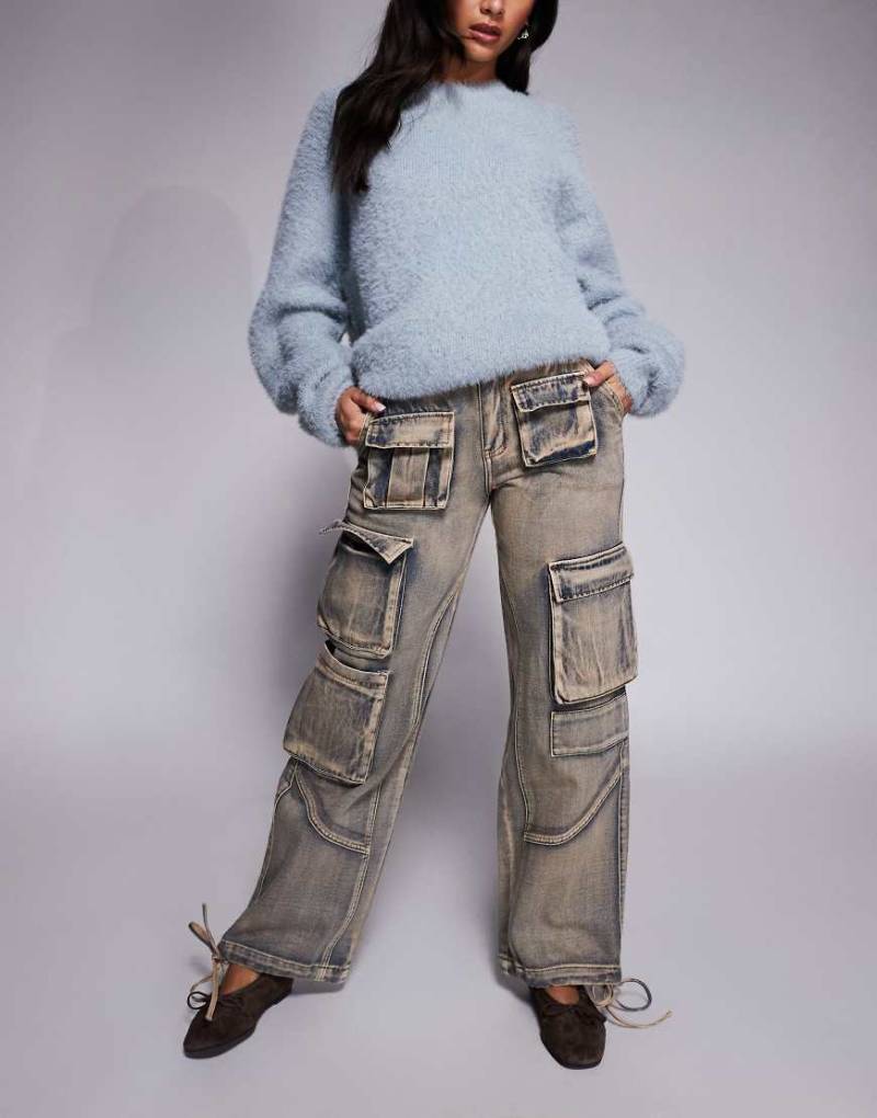 Liquor N Poker - Gerade geschnittene Cargo-Jeans in verwaschenem Rosa von Liquor N Poker