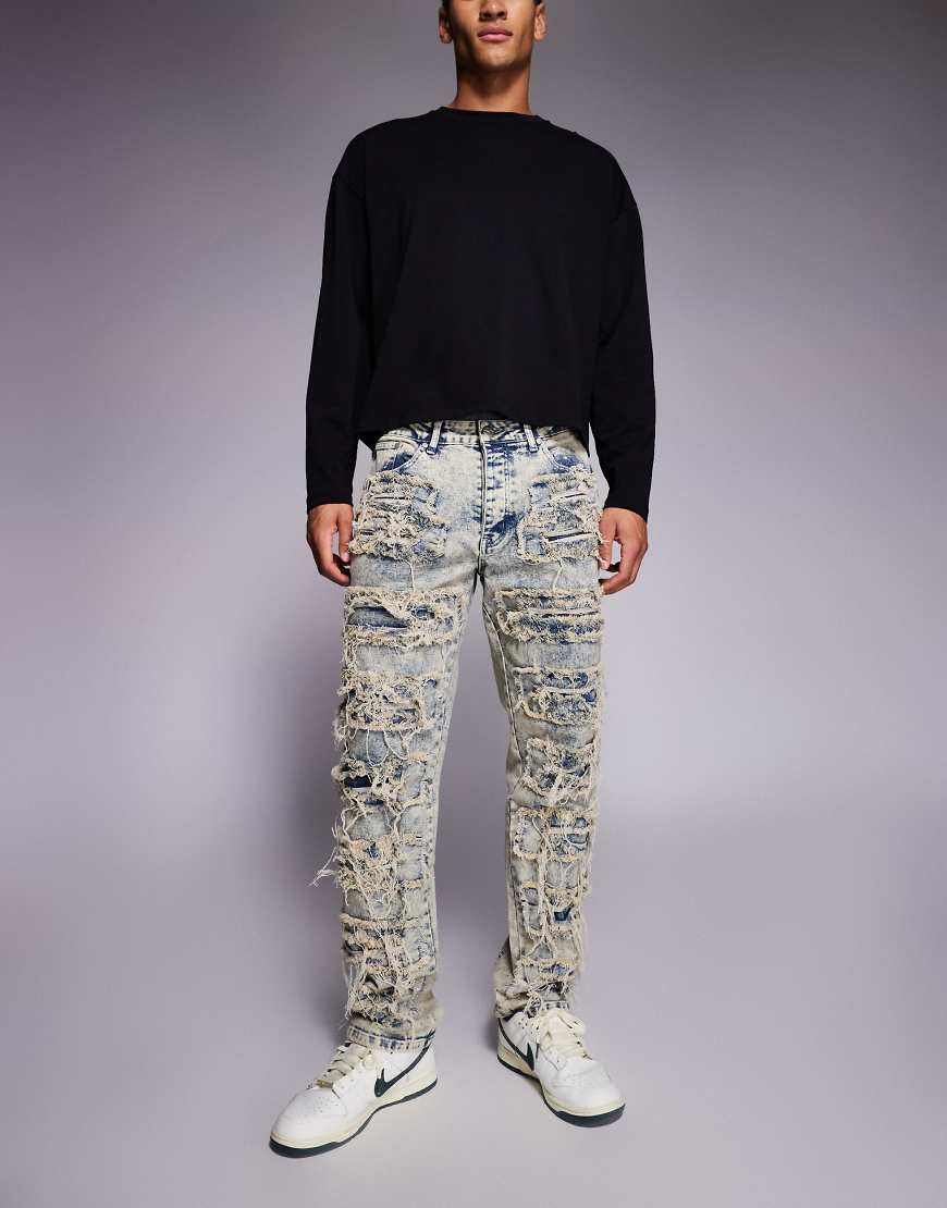 Liquor N Poker - Locker geschnittene Denim-Jeans in hellblauer Waschung mit gestauchtem Saum und Riss- und Flickendetails von Liquor N Poker