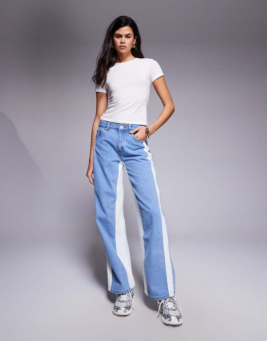 Liquor N Poker - Mehrfarbige, weit geschnittene Biker-Jeans mit Kontrast-Einsätzen-Bunt Liquor N Poker - Mehrfarbige, weit geschnittene Biker-Jeans mit Kontrast-Einsätzen-Bunt von Liquor N Poker