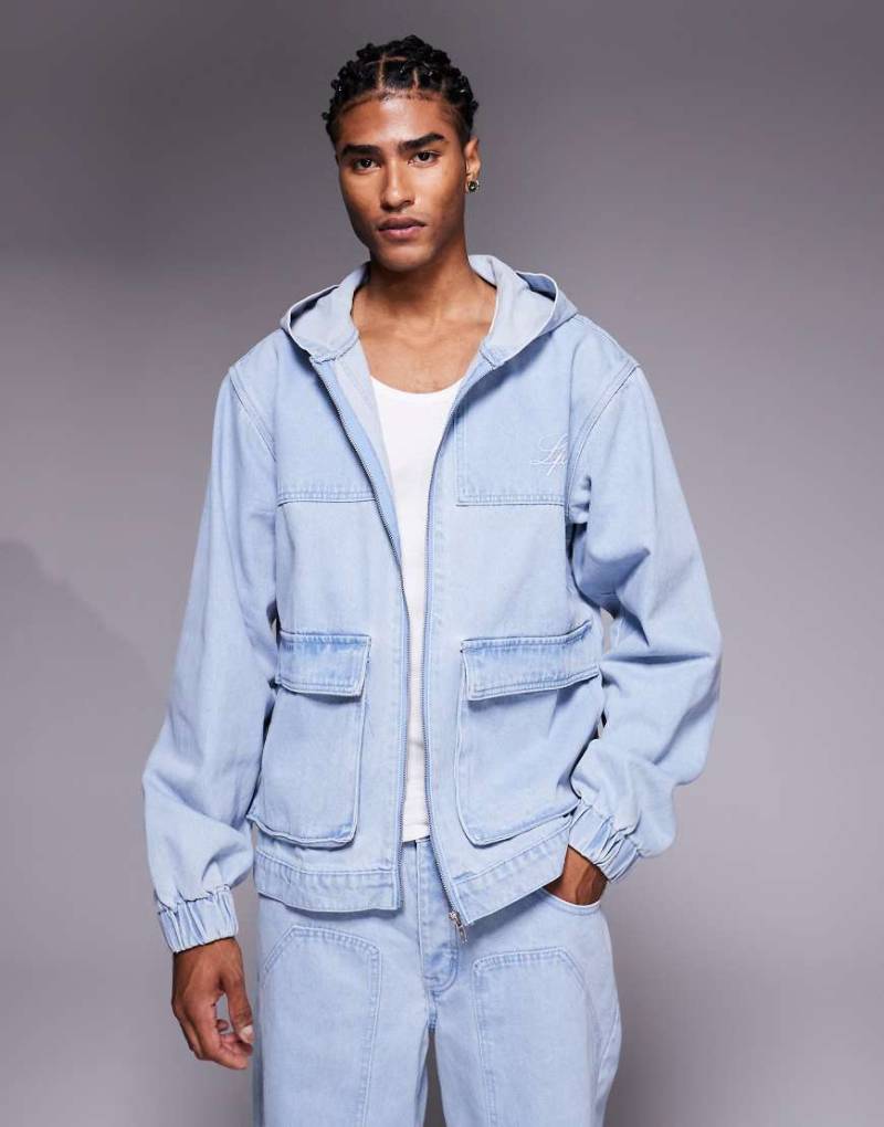 Liquor N Poker - Oversize-Jeansjacke in Bleach-Waschung mit Kapuze, Kombiteil-Blau von Liquor N Poker