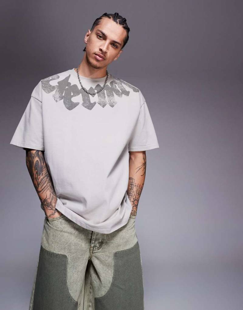 Liquor N Poker - T-Shirt in Beige mit Print-Neutral von Liquor N Poker