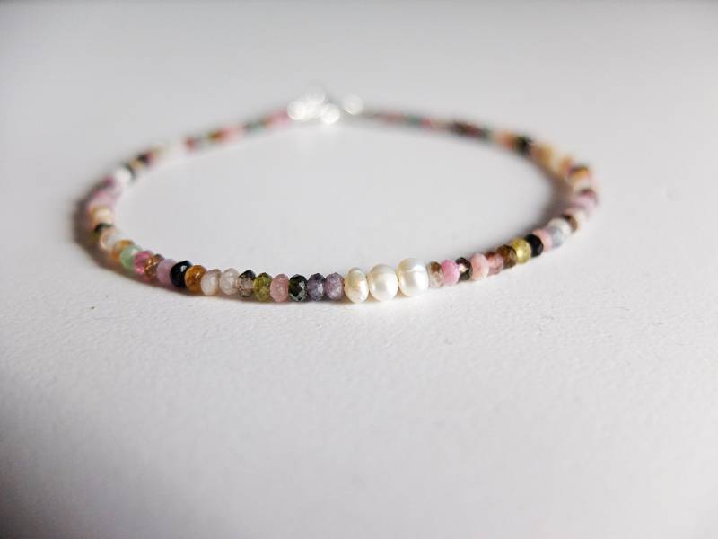Armband Mit Mehrfarbigem Turmalin Und Perlen von LisaCreazioni