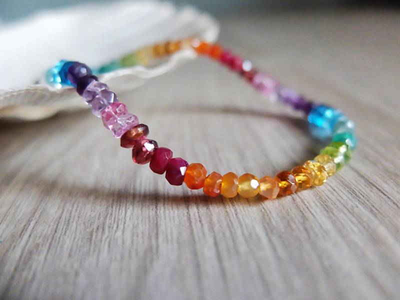 Farbig Schattiertes Armband Mit Halbedelsteinen von LisaCreazioni