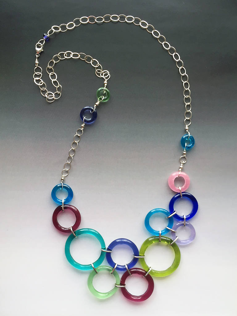 Lebensretter - Große Traube Handgefertigte Ringperlen Aus Glas. Auf Bestellung. Bitte Geben Sie Mir Etwas Zeit Für Die Herstellung Lebensretter - Große Traube Handgefertigte Ringperlen Aus Glas. Auf Bestellung. Bitte Geben Sie Mir Etwas Zeit Für Die Herstellung von LisaInglertJewelry
