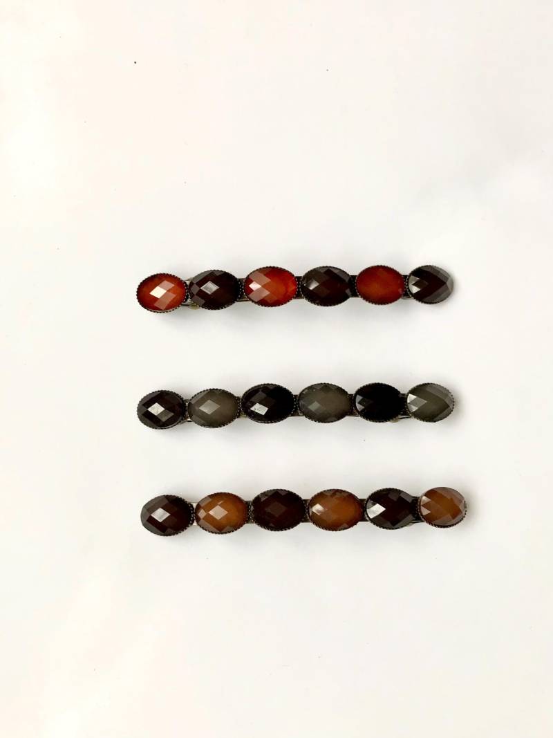 Eine Edelstein Haarspange in 2 Tonnen Farben von LisaandLavender