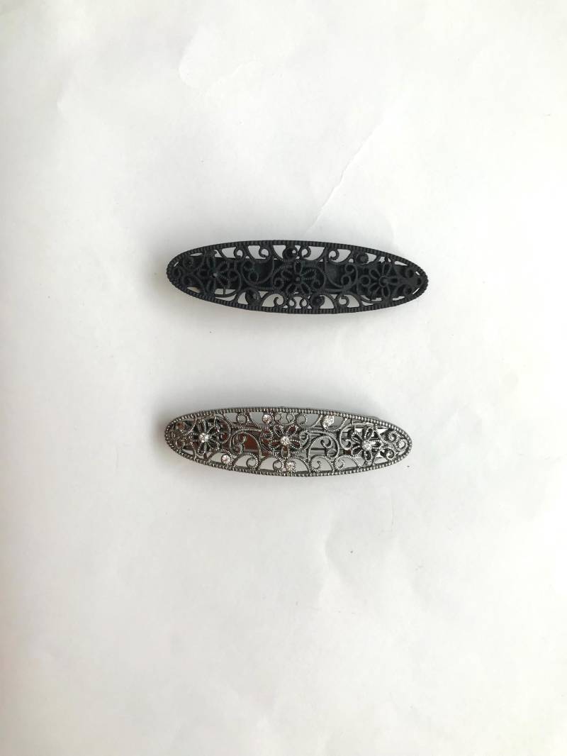 Grau, Schwarze Metallklammer Mit Kristallen in Mittlerer Größe Verschönert von LisaandLavender