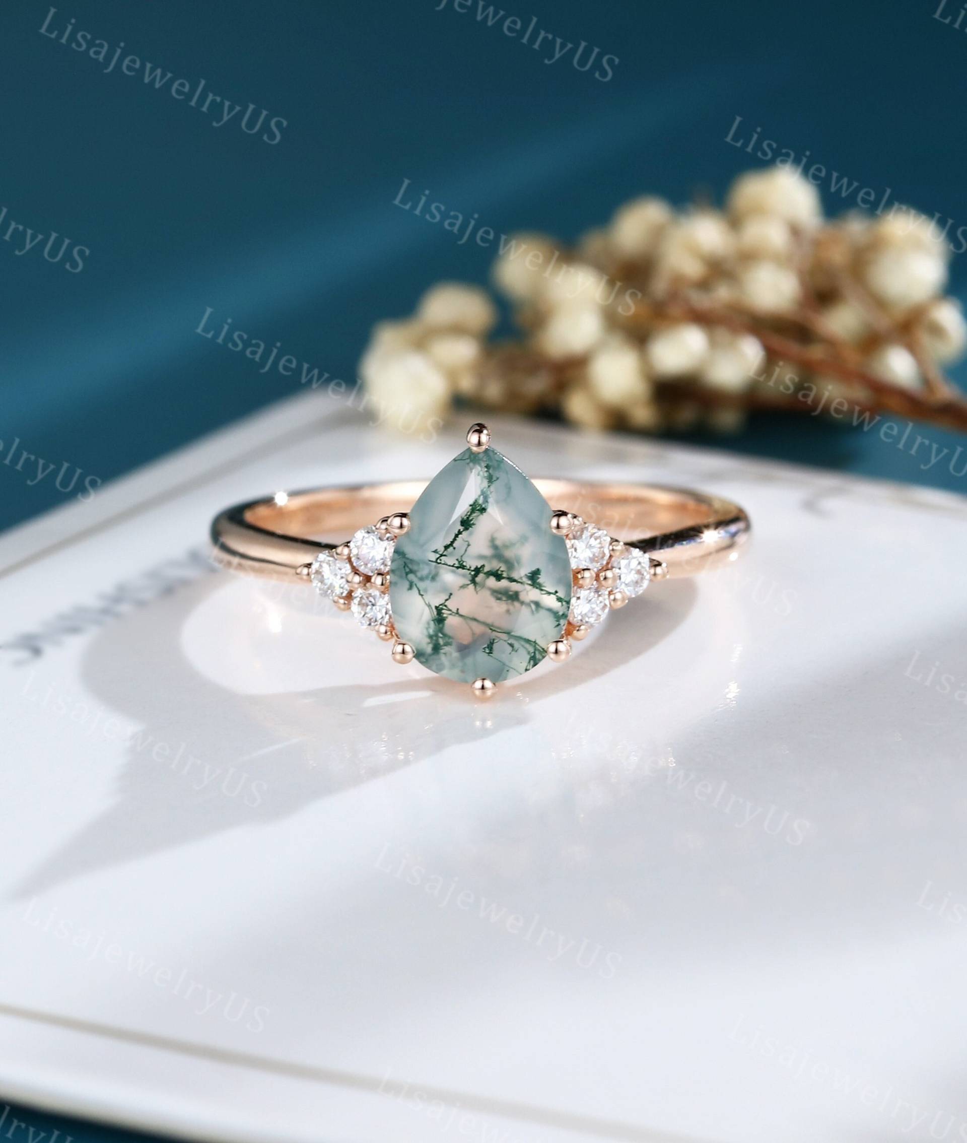 Birnenförmiger Moosachat Verlobungsring Massiver Roségold Vintage Art Deco Einzigartiger Zierlicher Cluster-Diamant-Braut-Verlobungsring von LisajewelryUS