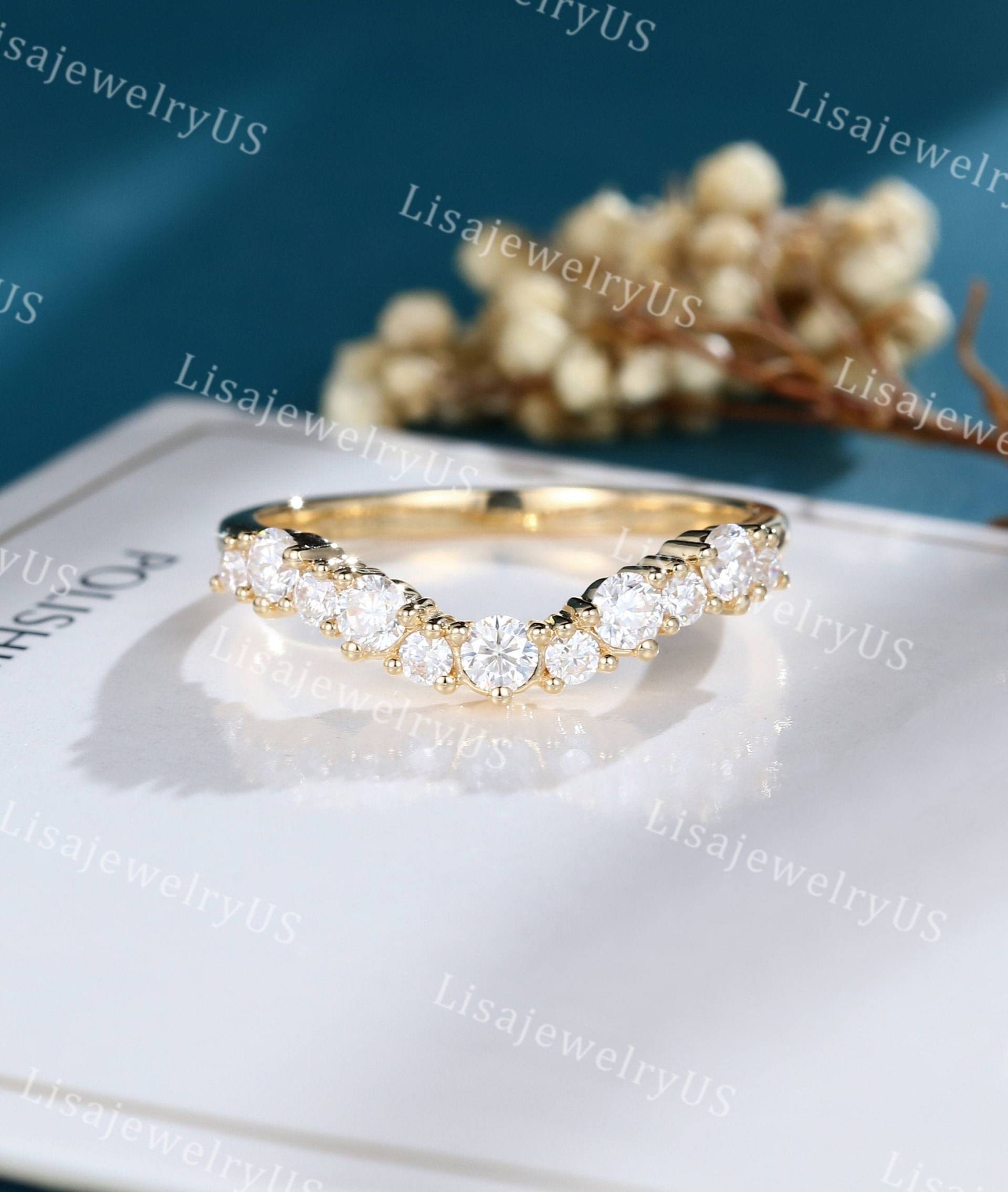 Moissanit Ehering Massiv 14K Gold Geschwungener 1/3 Eternity Band Vintage Zierlich von LisajewelryUS