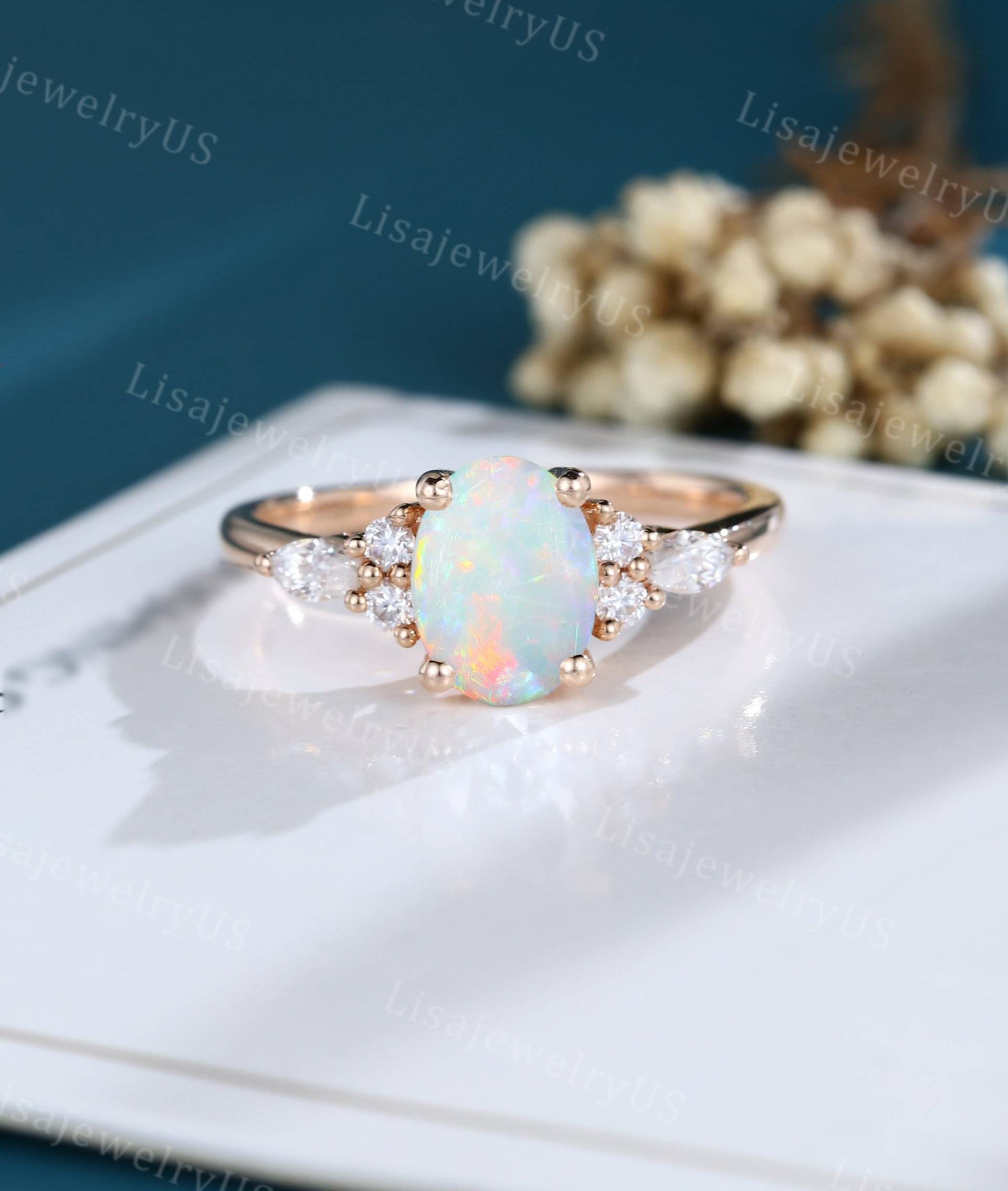 Oval Cut Opal Verlobungsring Roségold Vintage Marquise Diamant Ring Cluster Moissanit Brautring Jahrestaggeschenk von LisajewelryUS