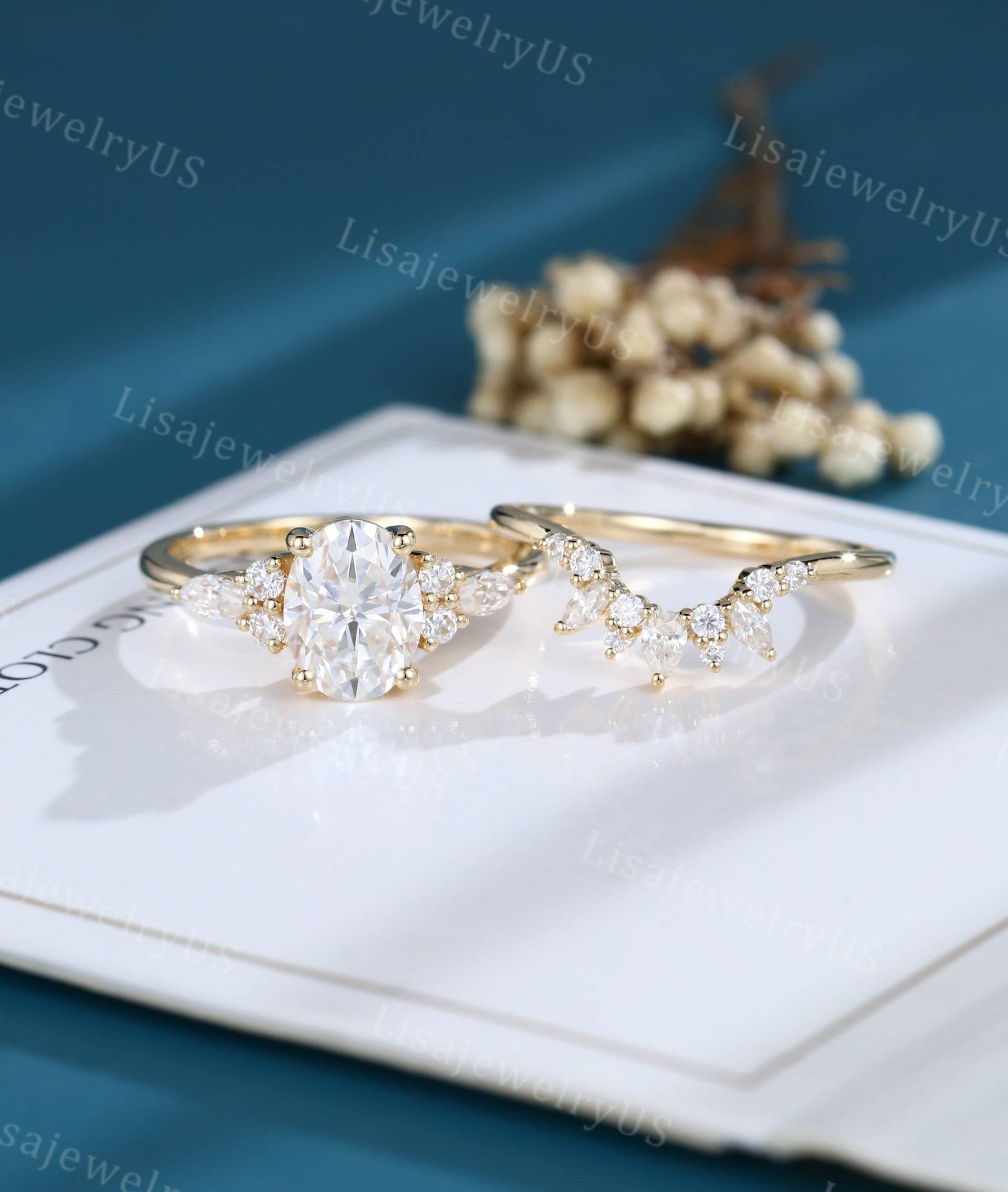 Oval Moissanit Verlobungsring Set Gelbgold Vintage Art Deco Braut Set Massiver Diamant Jahrestag Geschenk von LisajewelryUS