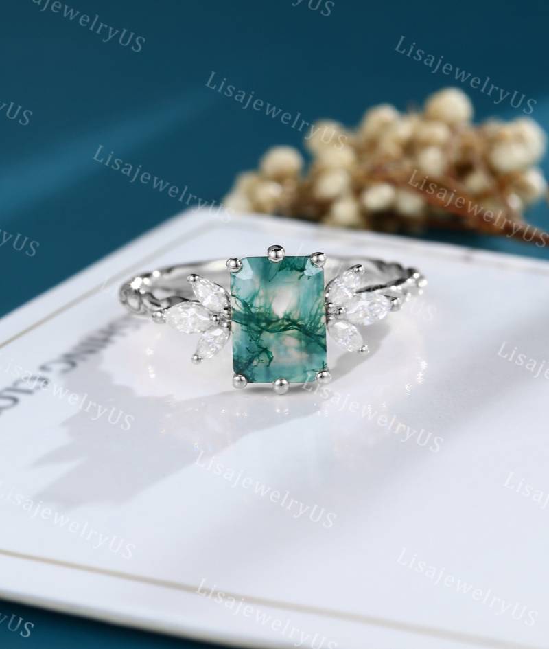 Moosachat Verlobungsring Smaragdschliff Weißgold Vintage Marquise Diamant Brautring 3/4 Gedreht von LisajewelryUS