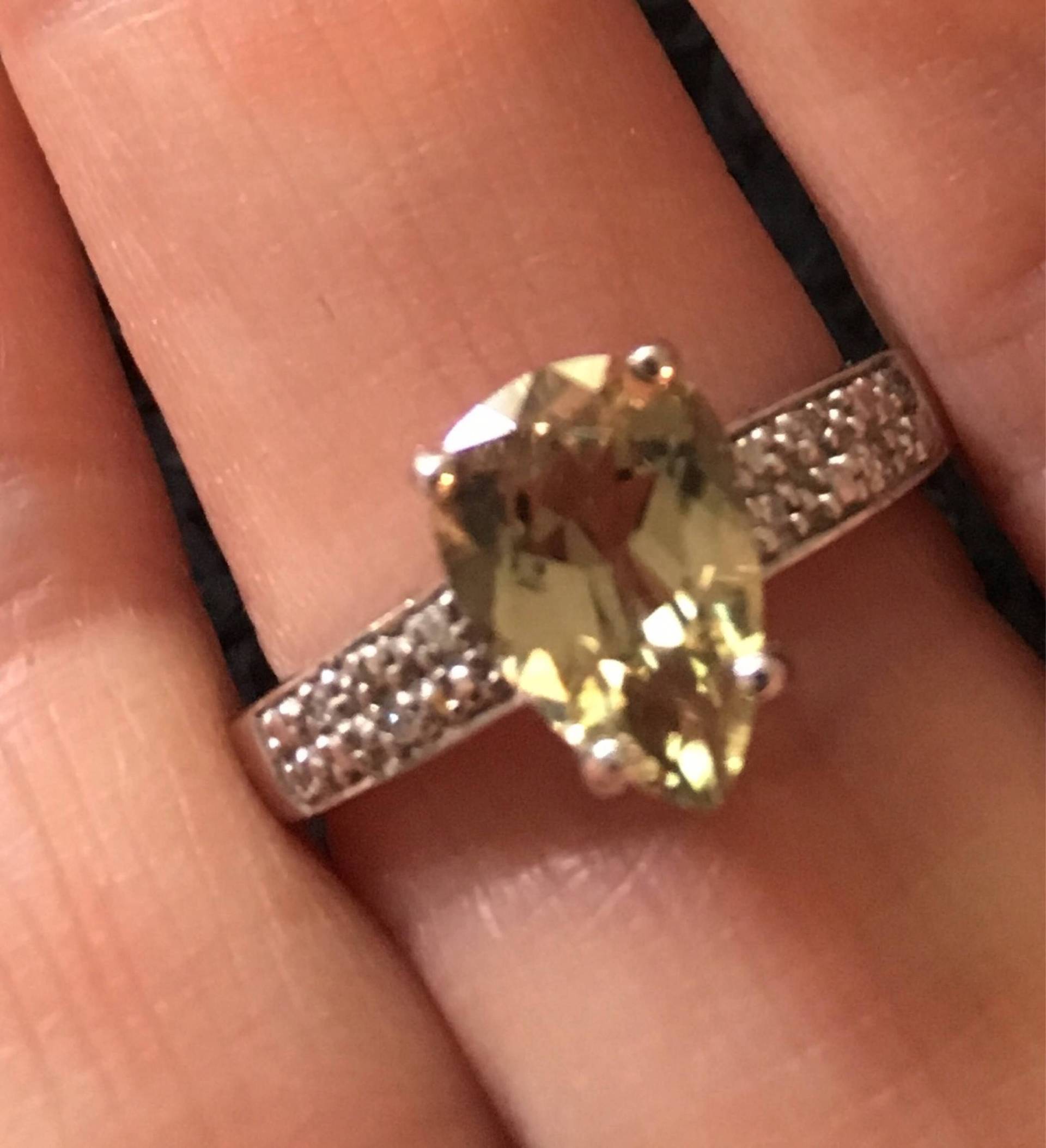 Tropfenförmiger Zultinit & Diamant in Weißgold 14Kt von LisasLuxuryLoft