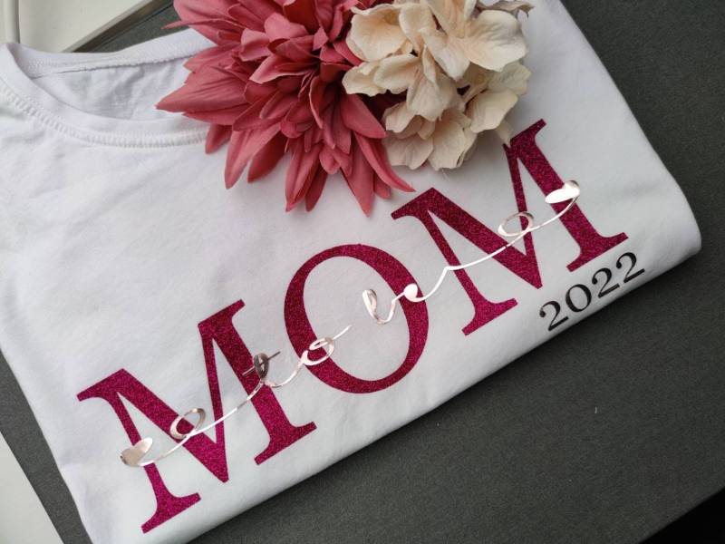 Damenshirt Mom/Bride To Be | Für Werdende Mütter Oder Bräute Geschenkidee Verschiedene Größen von Lisavonlumali