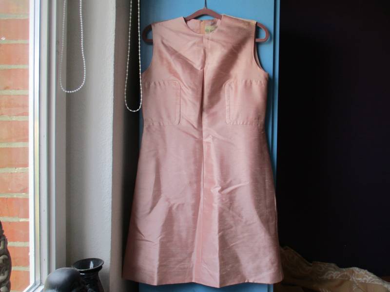 Original Vintage Damenkleid Rosa 60Er Jahre Original Vintage Damenkleid Rosa 60Er Jahre von Lisdeko