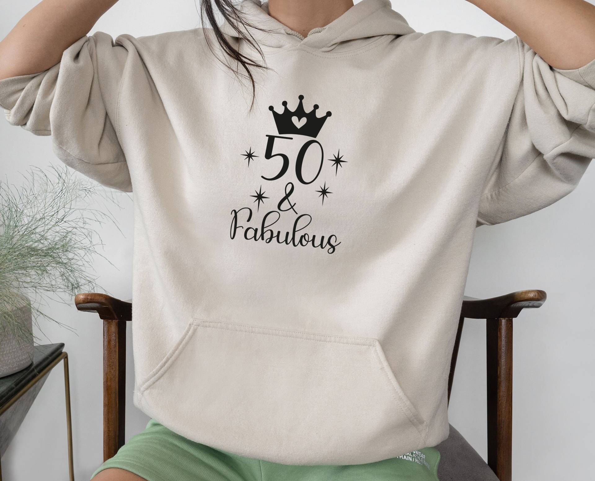 50 Geburtstag Hoodie, Und Fabelhaft, Benutzerdefinierte Top, 40 Geschenk, 30 Geburtstag, 60 70 Top von LismoreBoutique