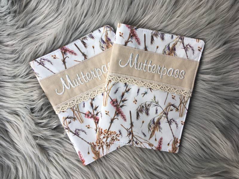 Mutterpasshülle Schutzhülle Mutterpass von LissisNaehstuebchen