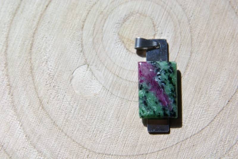 Rubin Ziosit Anhänger Halskette Für Fülle, Cabochon Edelstein Schmuck, Geburtsstein Juli, Sternzeichen Widder, Energieheilkristalle Geschenk Sie von LithoBaia