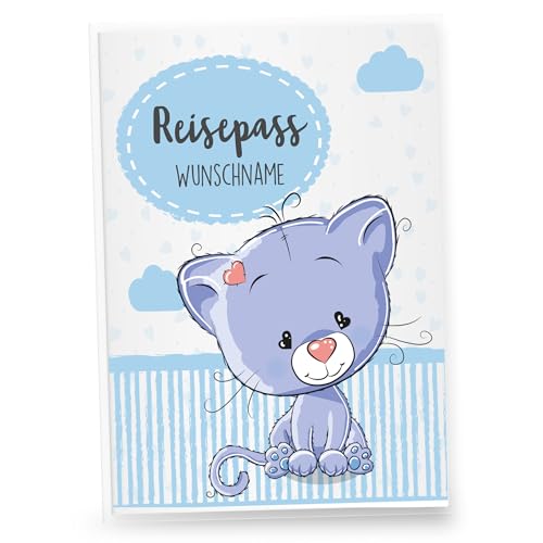 Little Fairy Tales Reisepasshülle für Kinder personalisierbar | Kinderreisepasshülle mit Personalisierung/Namen | Schutzhülle personalisierbar mit Dorftiere Katze von Little Fairy Tales