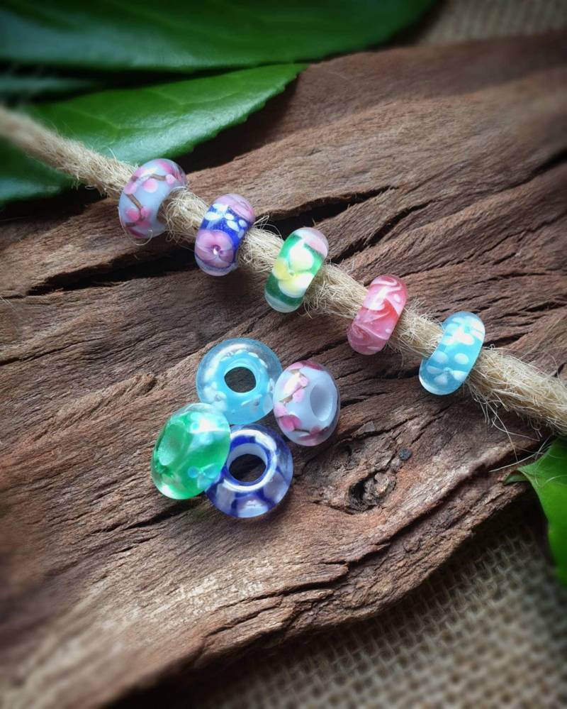 6mm Dreadperle Dreadschmuck // Glas Donut Großlochperle Dreadlock Wikinger von LittleArtifactsArt
