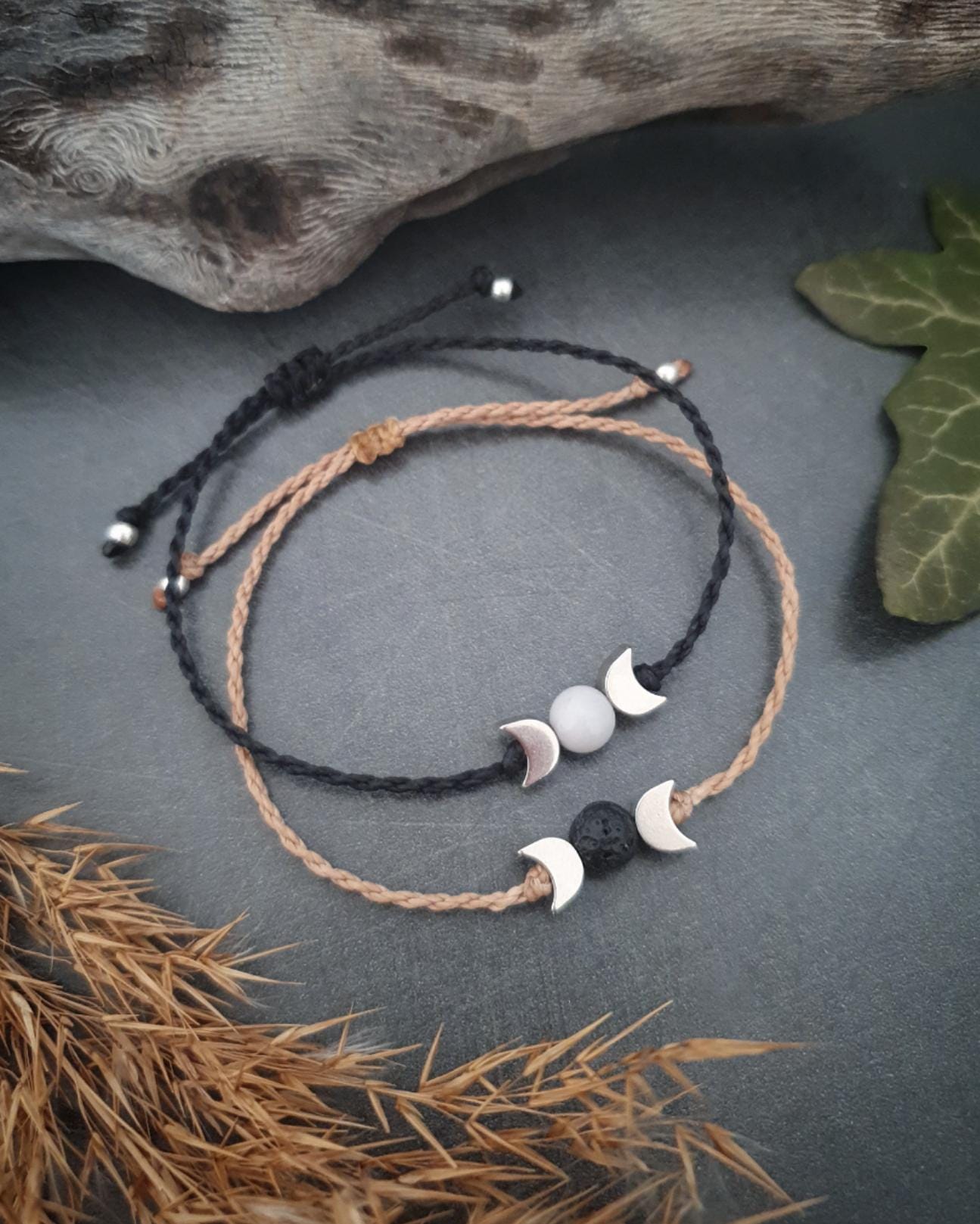 Mondphasen Armband Silber // Mond & Halbedelsteinperle Personalisiert Wunschfarbe Messing Mondphasen Armband Silber // Mond & Halbedelsteinperle Personalisiert Wunschfarbe Messing von LittleArtifactsArt