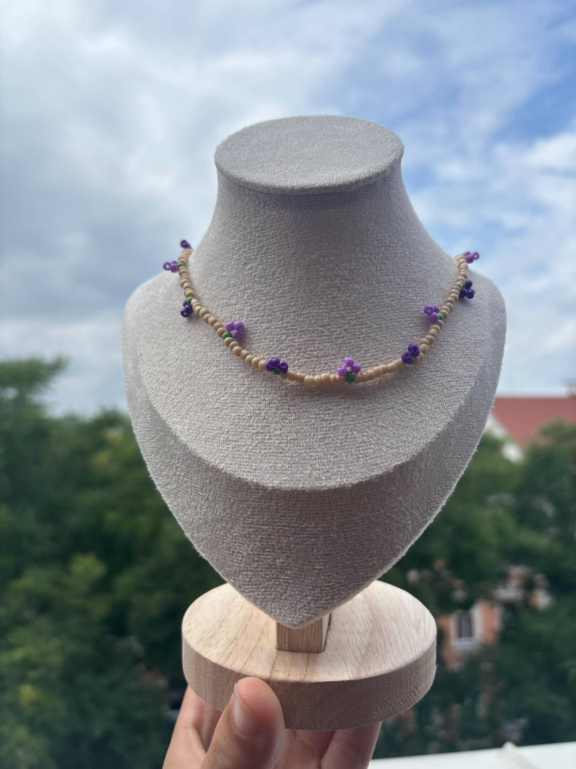 Handgemachte Perlenkette Mit Kleinen Weintrauben Handgemachte Perlenkette Mit Kleinen Weintrauben von LittleBeadsByElena