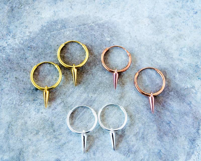 Spike Huggie Creolen Gold Über Sterling Silber, Ausgefallener Schmuck Spike Huggie Creolen Gold Über Sterling Silber, Ausgefallener Schmuck von LittleBeetleSpain