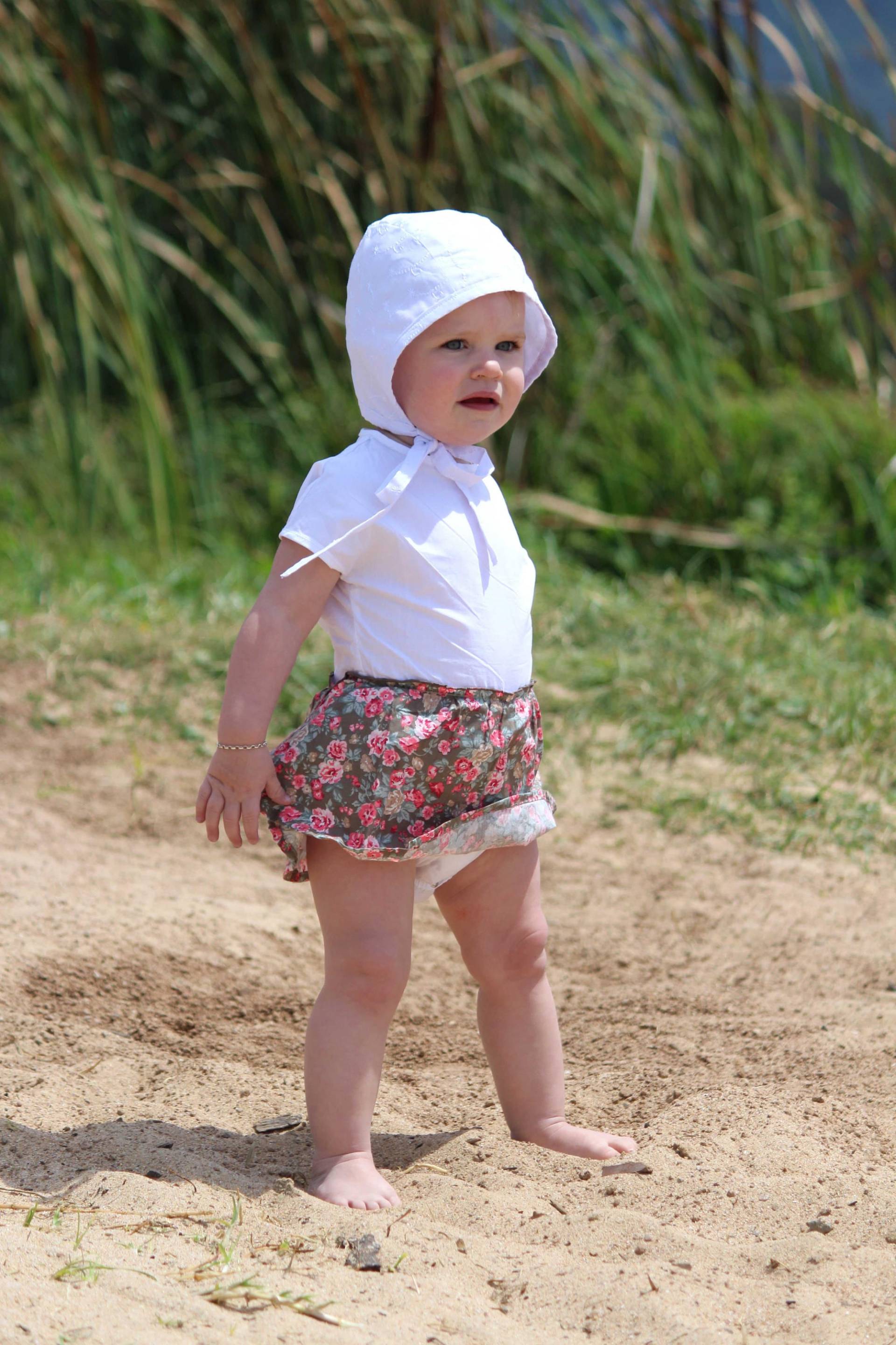 Baby Mädchen Blumen Strampler Kleid Beige Boho Windelhose Aus Baumwolle von LittleBirdCollective