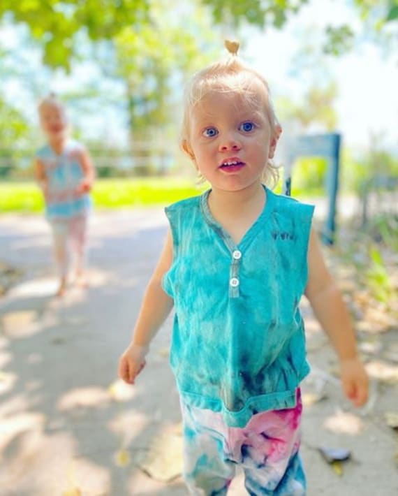 Baby Und Kleinkind Tiedye Sommer Singlet, Jungen Shirt, Sommer-Top, Geknöpft Top Junge. Tank-Top, Große Wellen Recyclingled Baumwolle, Hippie von LittleBirdCollective