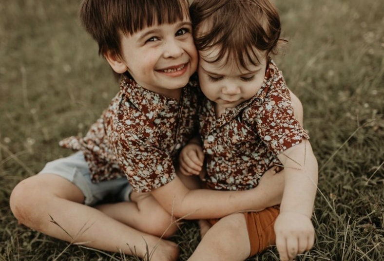 Jungen Blusen Shirt, Kleid, Hemd Mit Kragen, Kinder Blumen Boho Hemd, Oxford Shirt von LittleBirdCollective