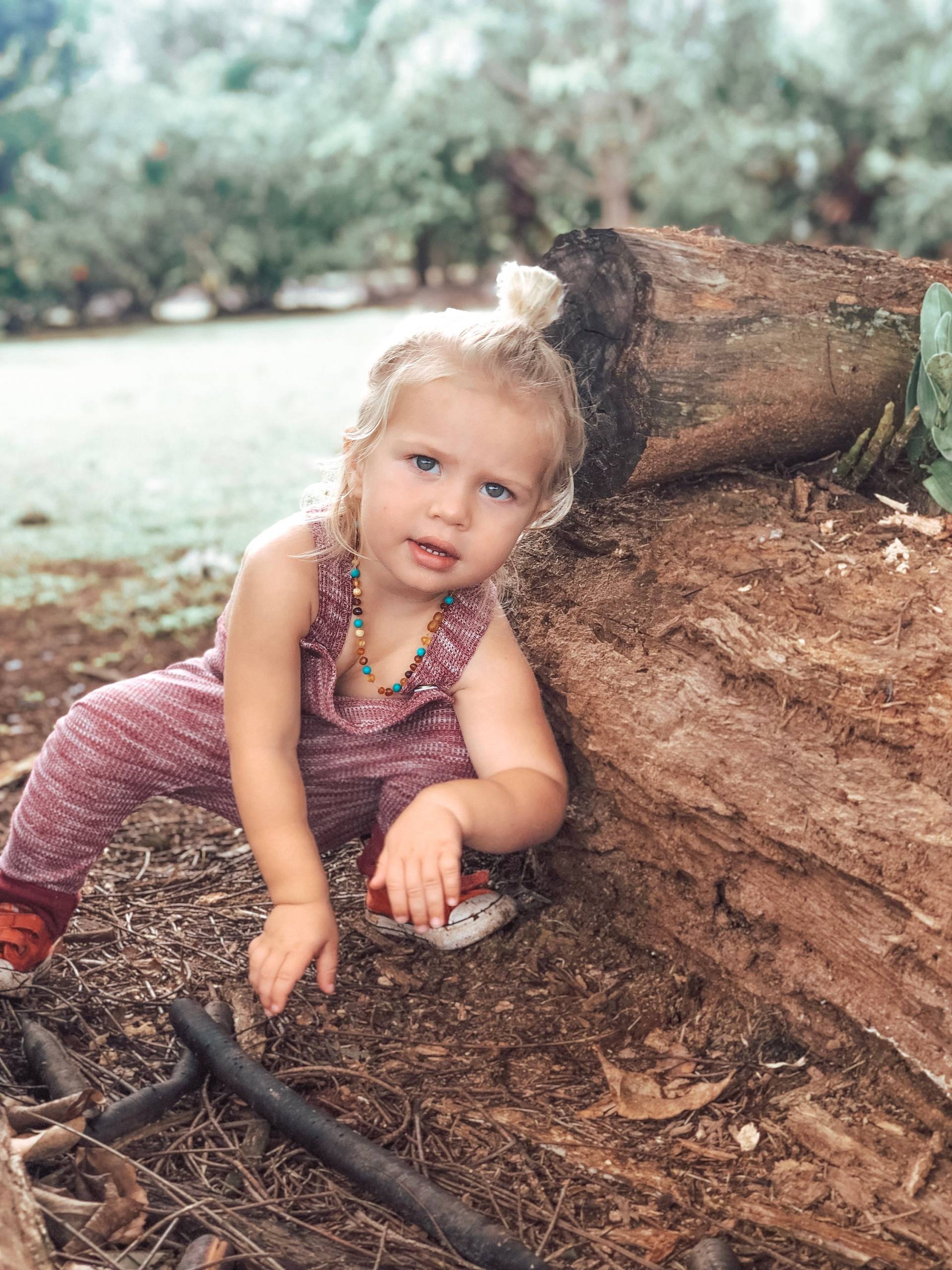 Jungen Rustikale Rote Overalls. Baby Strampler, Winter Overalls, Kleinkind Halbmond, Unisex Handgefertigt, Little Bird Collective von LittleBirdCollective