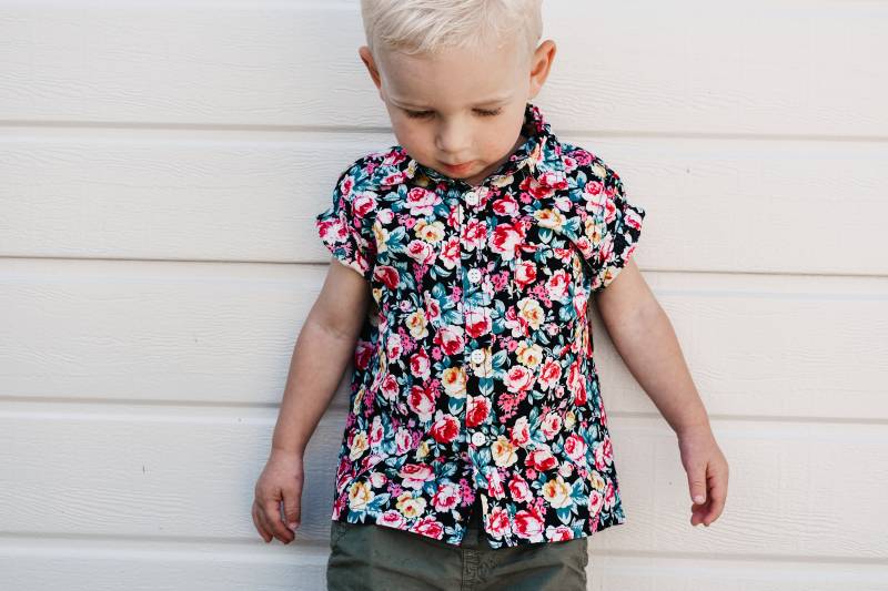Jungen Shirt, Baby Junge Blumen Kleinkind Boho Jungen Kleid Kragen Sommer-Party-Shirt, Kinder-Shirt von LittleBirdCollective
