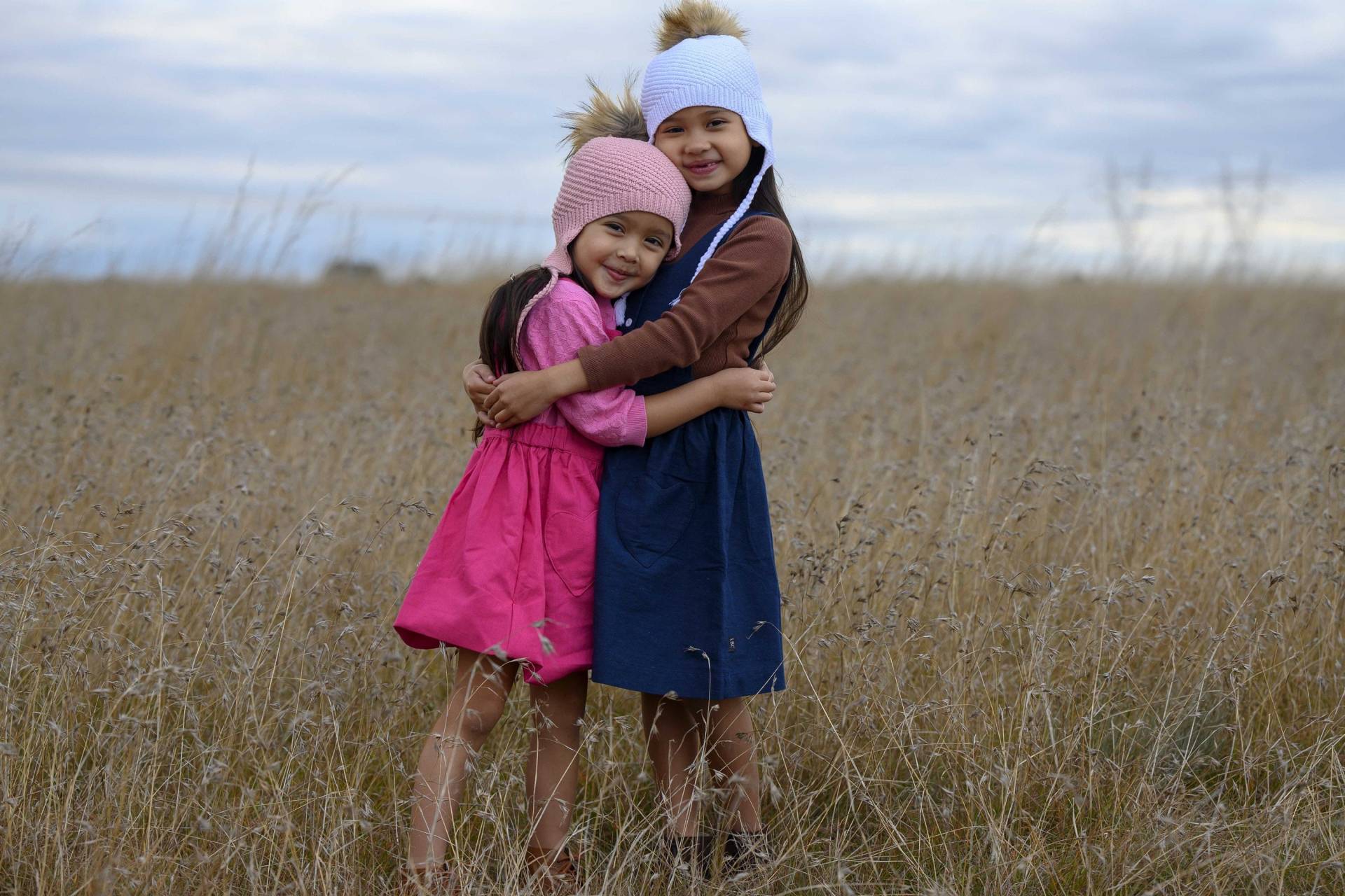 Pink Leinen Trägerkleid, Mädchen Leinenkleid, Heißes Rosa Leinen, Kleinkinder Trägerteil, Winter Leinenkleid von LittleBirdCollective