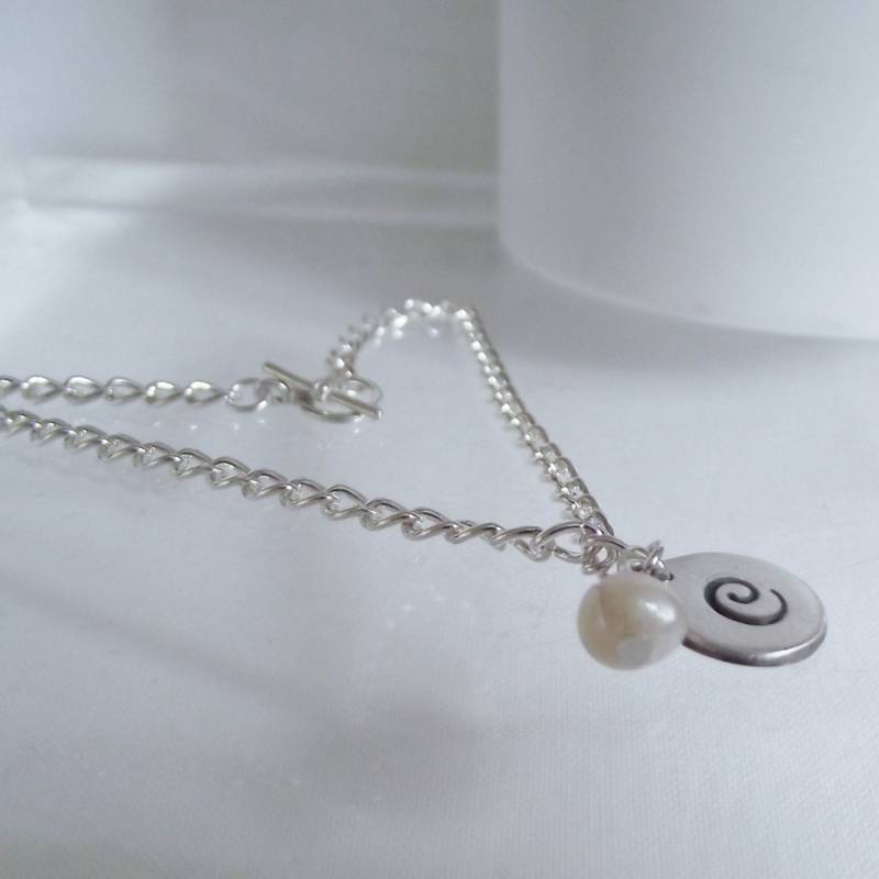 Wunderschöne Personalisierte Erste Reine Feinsilber 999 Und Süßwasser Perle Bettelarmband Individuell Geschenk Wunderschöne Personalisierte Erste Reine Feinsilber 999 Und Süßwasser Perle Bettelarmband Individuell Geschenk von LittleBirdStudio22