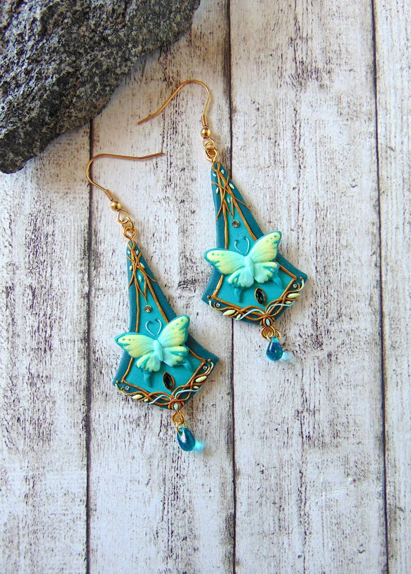 Grüne Schmetterling Feen Ohrringe - Fimo Fantasy Schmuck Mit Kristall Elementen Grüne Schmetterling Feen Ohrringe - Fimo Fantasy Schmuck Mit Kristall Elementen von LittleBreezesCrafts