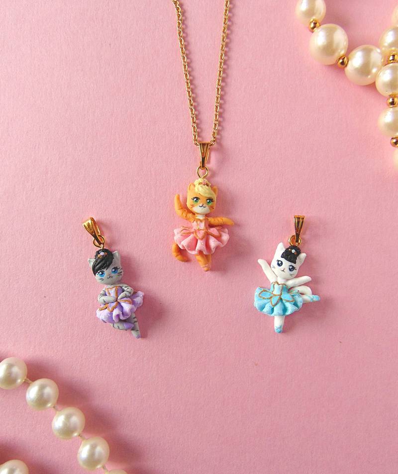 Katzen Ballerina Halskette - Niedlicher Fimo Schmuck Kawaii Anhänger Katzen Ballerina Halskette - Niedlicher Fimo Schmuck Kawaii Anhänger von LittleBreezesCrafts