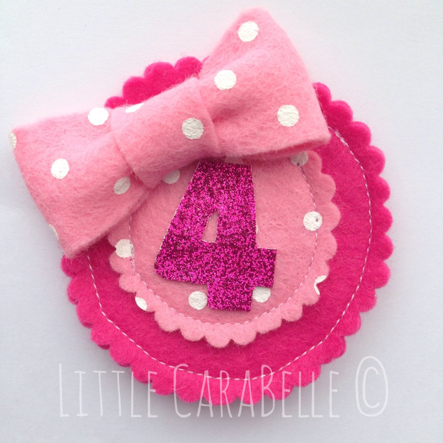 Geburtstags-Anstecker Rosette, Handgefertigt Mit Feier-Alter in Glitzer - Jedes Alter Geburtstags-Rosette, Kinder-Anstecker, Geburtstagsdeko von LittleCarabelle