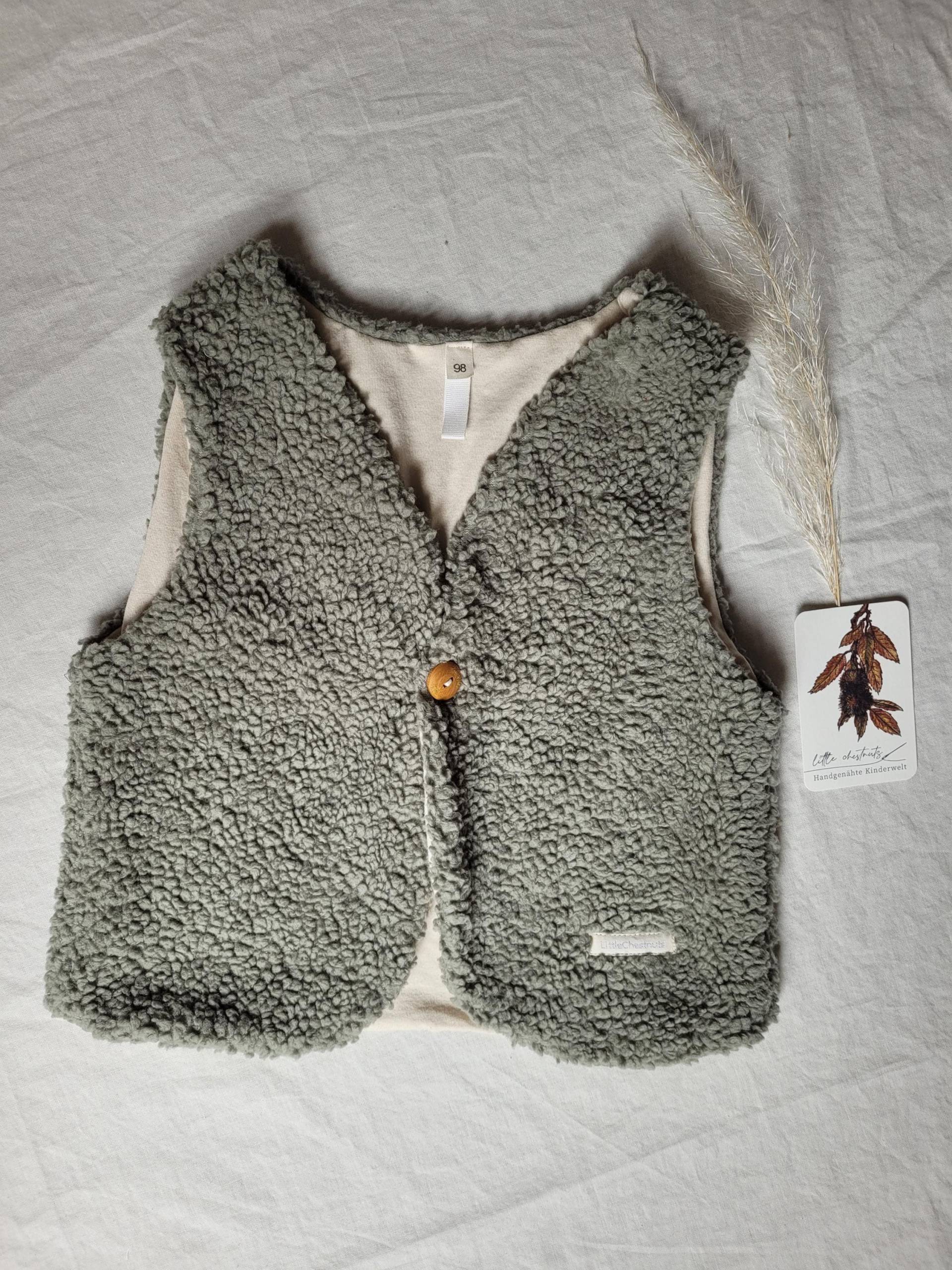 Weste Für Babys/Kinder - Größe 74 164 Aus Teddy-Baumwollstoff, Gefüttert Mit Einem Bio-Baumwolljersey Altgrün von LittleChestnuts