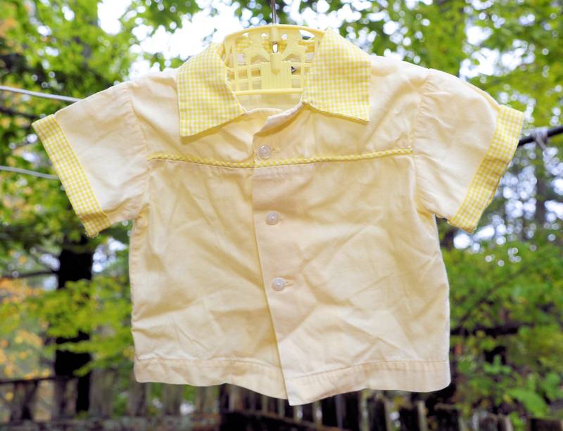 Vintage Babywiege Tog Gelbes Hemd/Gingham Check Akzente 03, 3-6 Monate Jungen Mädchen Vintage Babywiege Tog Gelbes Hemd/Gingham Check Akzente 03, 3-6 Monate Jungen Mädchen von LittleCicelysCloset