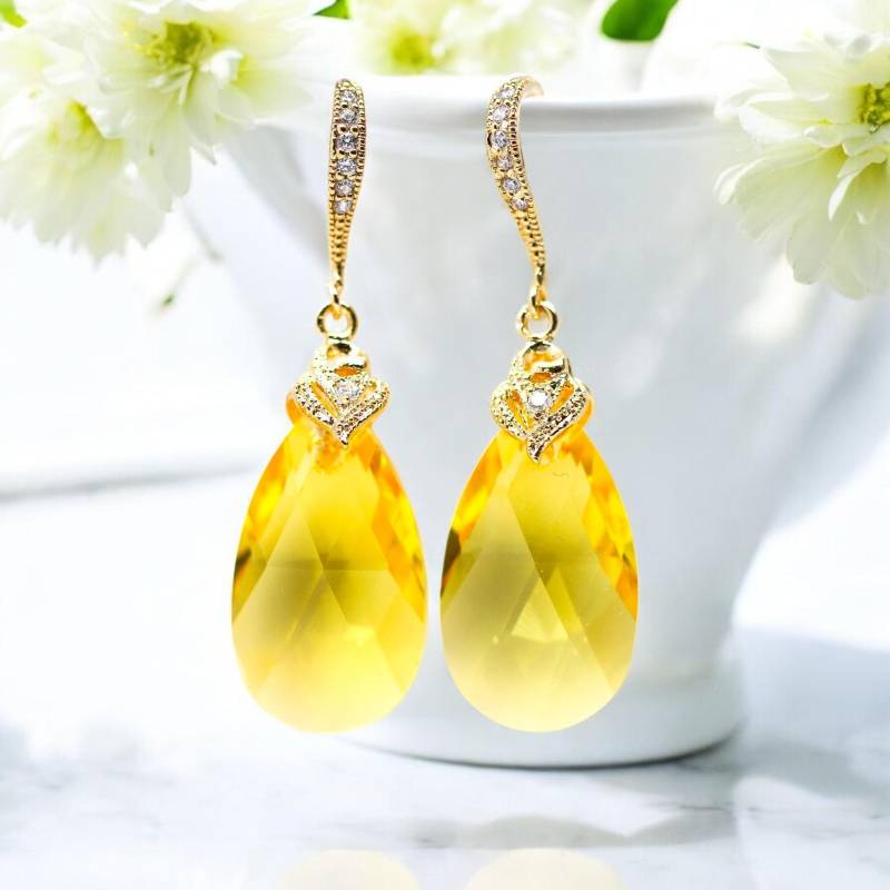 Sofort Lieferbar Gelbe Ohrringe Sonnenblume Zitrone Schale Kanariengelb Sonnenschein Gelb Brautjungfer Licht Topas Kristall Gold Ohrring Lt32H von LittleDesirezJewelry
