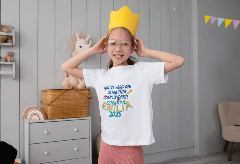 Personalisierte Schulkind-T-Shirts - Jetzt Ist Es Zeit, Die Schultüte Zu Plündern Perfekt Für Den Ersten Schultag Und Tschüss Kindergarten von LittleDreamsAtelier