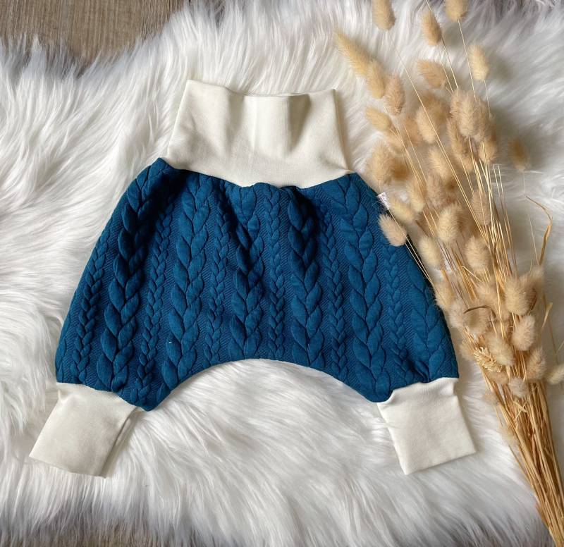 Pumphose Jaquard Zopfstrick Petrol Mint Gr. 50-92 von LittleFiliHandmade