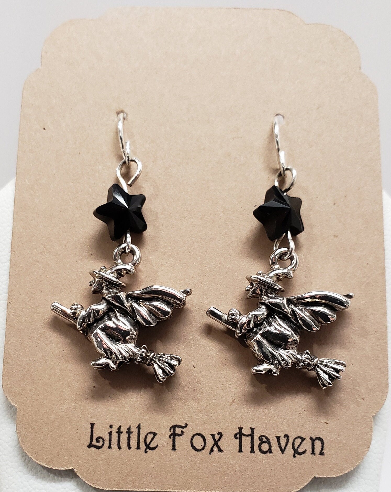 Halloween Hexe Fliegender Besen Schwarze Kristall Sterne Sterling Silber Brisuren Halloween Hexe Fliegender Besen Schwarze Kristall Sterne Sterling Silber Brisuren von LittleFoxHaven
