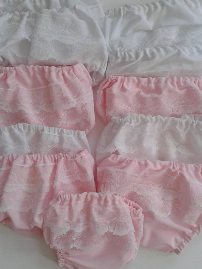 Babys Überwindel Spitzen Höschen/Windel Cover von LittleFrillsBaby