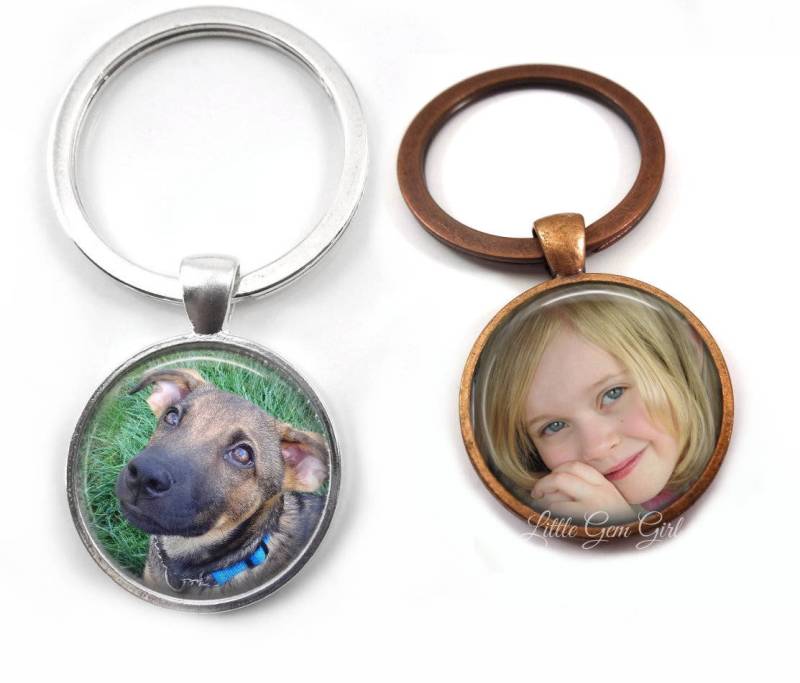 1 Benutzerdefinierte Foto Anhänger Schlüsselanhänger - Personalisierte Bild Charm Haustier Schlüsselbund Muttertag Vatertagsgeschenk von LittleGemGirl