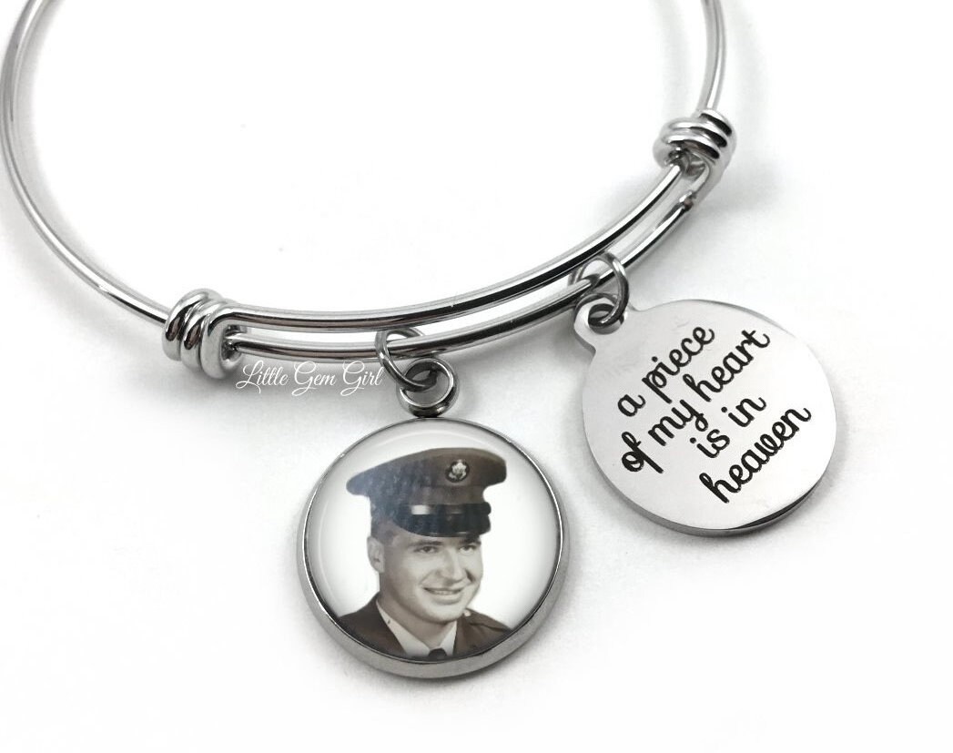Edelstahl Personalisierte Erinnerung Armband - Benutzerdefinierte Foto in Memory Schmuck Verlust Der Liebsten Bettelarmband Mit Gravur Charm von LittleGemGirl