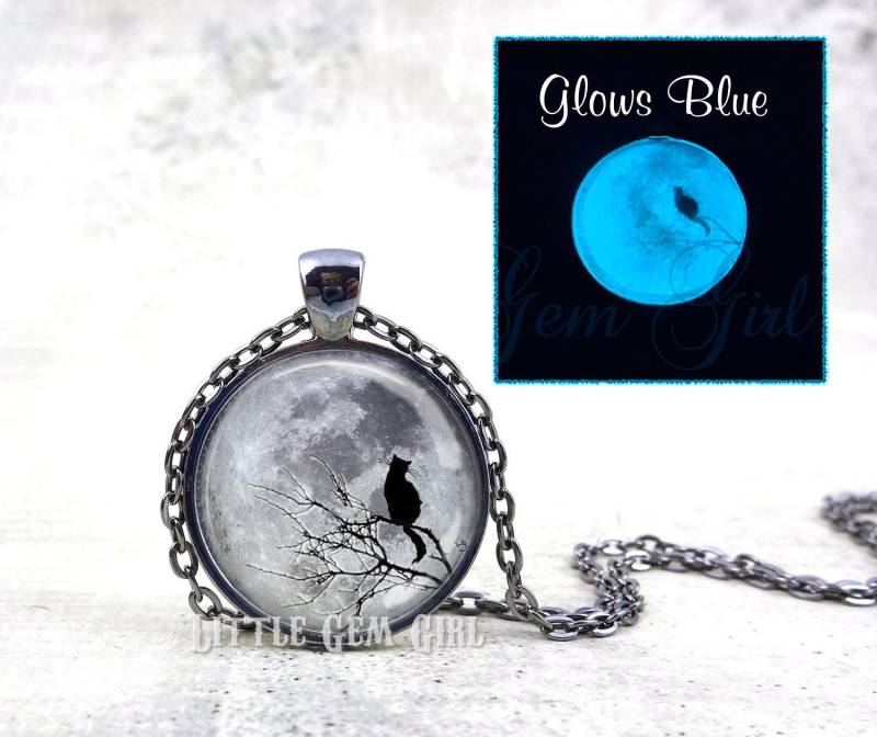 Glow in The Dark Vollmond Und Schwarze Katze Silhouette Halskette Oder Schlüsselanhänger Charm - Leuchtender Mond Schmuck von LittleGemGirl
