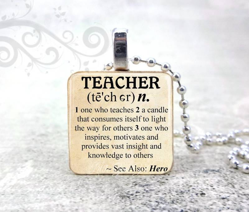 Lehrer Zitat Halskette Wörterbuch Definition 1 Zoll Holz Fliesen Anhänger - Ende Des Jahres Wertschätzung Geschenk von LittleGemGirl
