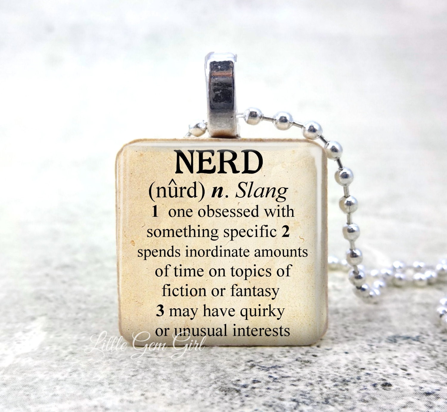 Lustige Nerd Wörterbuch Definition Halskette - Fantasy Sci Fi Geekery Schmuck Science Fiction Zitat Holz Anhänger von LittleGemGirl