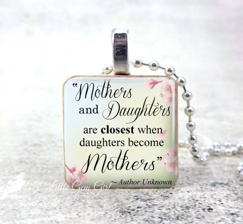 Mothers & Daughters Halskette Anhänger - Muttertag Zitat Schmuck Mom Poem Charm Worlds Best von LittleGemGirl